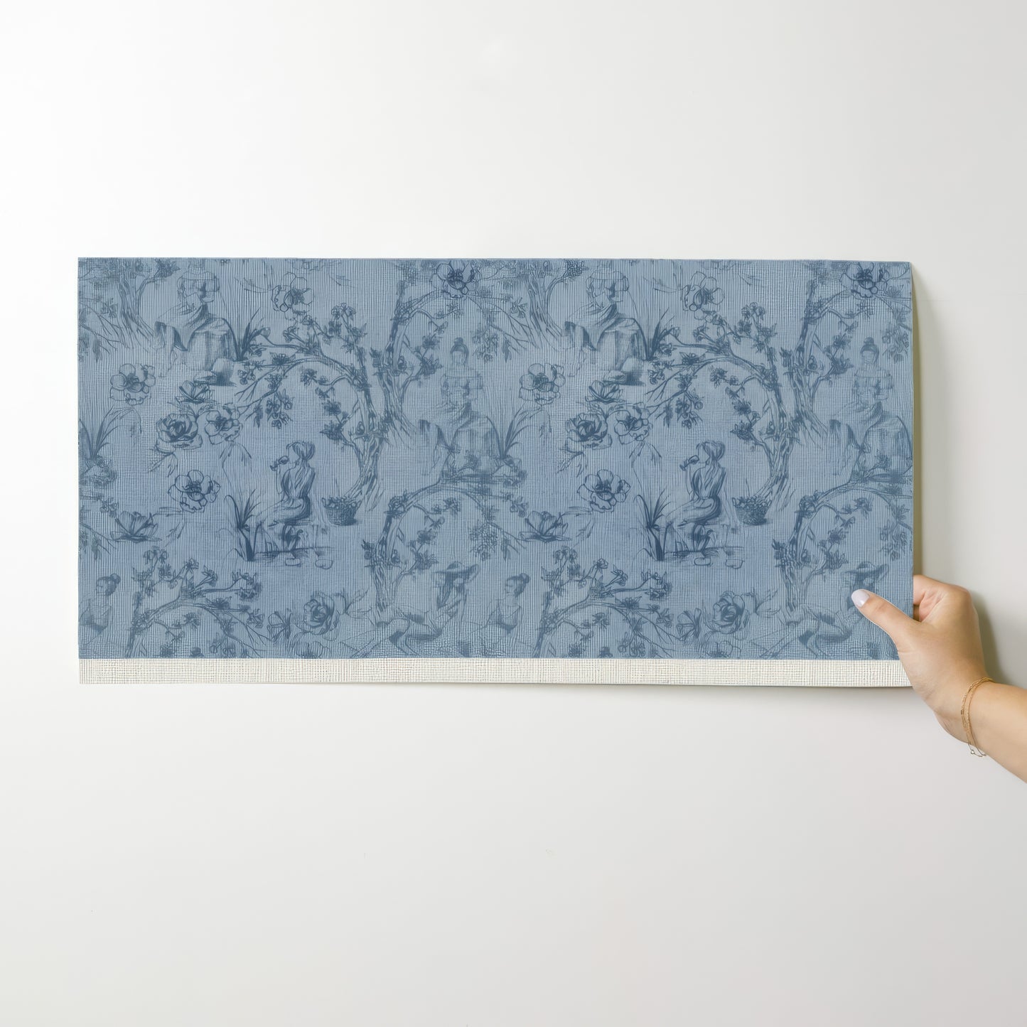 Montague Wallpaper in Azure